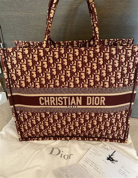 christian dior tote bag red.